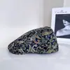 Chapéu Fashion Forward Estampado Retrô 2025 para Mulheres Outono Novo Versátil Casual Boné com Aba Elegante Boina Reversível