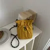 Comercio exterior artístico ligero para exteriores 2026 casual tela monedero plegable estilo japonés bolsa de hombro cruzada para teléfono móvil plisada