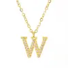 Comercio exterior transfronterizo popular collar de 26 letras colgante de acero de titanio moda europea y americana cadena de clavícula simple venta al por mayor de joyería de fábrica