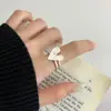 Anillo de Plata de Ley S925 Diseño de Nicho Flor Retro Corte Simple Moda Lujo Accesible Anillo Retro Venta al por Mayor