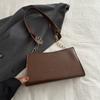 Bolso pequeño, elegante y sencillo de estilo retro para mujer, primavera 2024, nuevo bolso de hombro a juego con bandolera, bolso cuadrado pequeño.