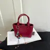 2026 Verano Nuevo Simple Moderno Retro Elegante Gran Capacidad Bolso de Cubo de Mano para Viajes Cotidianos Estilo Coreano Bolso Cruzado