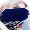 Processamento e Personalização de Bolsas de Jantar de Veludo Novas Transfronteiriças Bolsas de Mão Tipo Clutch para Banquete de Senhoras Europeias e Americanas Bolsas de Festa para Vestido Venda por Atacado