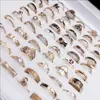 Anel de zircônia em ouro rosé de boutique europeia e americana Venda quente em barraca do Ebay AliExpress Anel de aço titânio de alta qualidade para mulheres