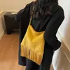 Bolso Grande de Color Sólido con Borlas 2025 Nuevo Bolso de Otoño para Mujer Bolso de Hombro Cruzado Popular Retro para Uso Diario