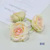 Caja Pequeña de Flores Rosa Rizada con Flores de Acompañamiento Caja de Regalo Decoración Tocados de Minorías Étnicas Flor de Seda Hecha a Mano DIY