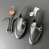 Moda Otoño 2026 Versátiles Zapatos Planos de Punta Redonda para Uso Diario, Pantuflas de Punta Cerrada Elegantes y Versátiles para Mujer, Venta al por Mayor para Exportación