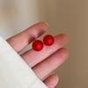 Pendientes de perlas simples pequeños que combinan con todo, pendientes nicho estilo Hong Kong temperamento de alta gama, pendientes estilo multicolor
