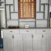 Hall de tablillas de incienso de madera de alcanfor madera maciza país cielo tierra pariente maestro posición regla padre dios altar salón ancestral salón rural casa familia dios tablilla placa