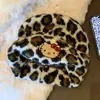 Bonito Sombrero de Lana Bordado de Gato con Estampado de Leopardo para Mujer, Sombrero de Punto Cálido para Otoño e Invierno que Hace que la Cara Parezca Más Pequeña, Adecuado para Circunferencia de Cabeza Grande
