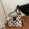 Mochila de Gran Capacidad Estilo Coreano con Lunares para Mujer 2026 Verano Nuevo Bolso Bandolera Cruzado Bolso Tote Bolsa de Viaje para el Trabajo