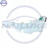 O Reservatório de Fluido de Limpador 28910-EB70A 28910EB70A é adequado para Nissan NAVARA D40T 2007-2013