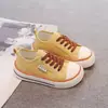 Zapatos de Lona para Niños Color Caramelo Slip-on Zapatos para Niñas 2026 Verano Nuevos Zapatos para Niños Mocasines de Suela Suave para Niños
