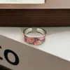 Anel Aberto Vintage Estilo Chinês Doce e Fresco com Pintura Esmaltada de Flores e Borboletas, Anel Empilhável de Nicho High-End Retrô para Mulheres