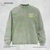 Camiseta de manga comprida com estampa de letras desgastada, corte solto, estilo de rua moderno, top casual de gola redonda masculino para primavera/outono