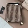 Bufanda Cuadrada Pequeña con Borlas y Estampado de Ponis de Nuevo Estilo, Bufanda de Cuello con Borlas de Moda, Bufanda Delgada para Mujer