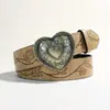 Cinturón de Cuero Nuevo de Moda con Patrón de Rosa Tallada Retro Elegante y Único, Cinturón Casual para Mujer con Hebilla de Broche, Al por Mayor en Stock