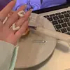 Brincos de Clipe em Formato de Coração Estilo Francês para Mulheres, Design Exclusivo com Sensação de Luxo, Venda Quente 2025 Brincos Minimalistas e Delicados