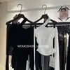 Nuevo Top Coreano de Estilo Nicho Ajustado Versátil para Mujer, Estilo Puro Deseo, Cuello Halter, Color Sólido, Camiseta de Manga Larga, Primavera y Otoño 2026