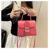 Bolsa Estilo Novo 2025 para Mulheres, Bolsa de Ombro Versátil, Bolsa Quadrada Pequena, Mini Bolsa Kelly Texturizada para Mulheres