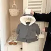 Ropa de Bebé Súper Linda Estilo Coreano Linda Chaqueta con Capucha Acolchada Forrada de Polar para Bebé Niña Pantalones Cortos Gruesos Cálidos Conjunto de Dos Piezas