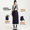 Saia Jeans Cinza e Preta de Três Botões Cintura Alta para Mulheres Nova Coleção Primavera/Verão 2025 Saia Jeans Midi com Fenda que Cobre o Quadril