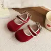 Zapatos de princesa moda coreana para niñas 2026 primavera y otoño modelo nuevo mocasines de suela blanda para niñas pequeñas zapatos pequeños de cuero retro elegantes