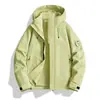 Jaqueta outdoor três em um estilo Luotuo para mulheres conjunto de duas peças super bonito para homens vestuário à prova de vento e chuva para viagens caminhadas montanhismo