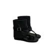 Botas Peep Toe Plataforma Super Populares para Mulheres, Verão 2026, Sandálias Botinha com Aumento Oculto de Altura e Design de Prendedor de Dedo