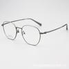 Gafas de titanio puro con montura ultraligera para miopía, gafas cuadradas retro 4011 para hombre, se pueden equipar con montura completa de titanio al por mayor.