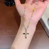 Colar Cruz Colorido com Pedras de Diamante Dopamina para Mulheres, Estilo Doce-Legal Retrô, Personalidade de Nicho, Acessório de Corrente de Clavícula Super Brilhante