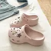 Zuecos de EVA para playa y costa para mujer, de verano, modernos, DIY, de dibujos animados, ligeros, cómodos, antideslizantes