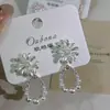 Brincos de Zircônia Floral Fresca, Brincos de Pérola Pendentes Exquisitos de Nicho, Estilo Suave, Luxo Leve, Brincos Modernos e Versáteis para Mulheres