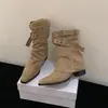 Diseño único, botas de punta con hebilla, nueva colección otoño 2026 para mujer, estilo retro, botas versátiles de media caña, botas adelgazantes