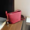 Bolsas Pequenas Populares Deste Ano para Mulheres no Verão de 2025 Nova Bolsa Transversal de Ombro Simples e Versátil Bolsa Balde Estilo Coreano
