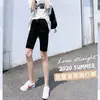 Shorts de mezclilla ajustados para mujer, estilo fino de verano 2026, negros de cintura alta, adelgazantes, modernos, de longitud media, tipo ciclista