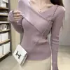 Top de punto de manga larga con cuello en V irregular estilo Pure Desire para mujer, ropa interior de otoño e invierno Andy Velvet Washed