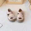 Sandálias Princesa com Laço para Meninas 2026 Verão Sapatos Infantis Sapatos para Bebês e Crianças Pequenas Sandálias para Bebês Tendência