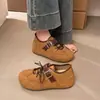 Sapatos femininos largos de outono, tênis de treino alemães, tênis casuais de sola reta, estilosos e versáteis, novo estilo, perfeitos com vestidos, 2026