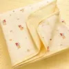 Funda de Cama Acolchada de Gasa Arrugada de Doble Capa Grado Materno e Infantil Estilo Ins Protector de Cama Engrosado Sábana de Cama Antideslizante Juego de Tres Piezas