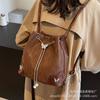 Bolsa Saco Retro Fashion para Mulheres 2026 Novo Design Tendência Mochila de Nicho Bolsa de Ombro Feminina de Grande Capacidade