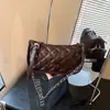 Bolso de cadena pequeño estilo Chanel con rombos para mujer, nuevo bolso de moda de un solo hombro para debajo del brazo, bolso cruzado simple para el día a día, bolso de media luna