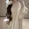 Nueva Bata de Noche de Longitud Media para Mujer Primavera/Otoño 2026, Manga Larga, Casual, Estilo Coreano, Ribete de Encaje, Ropa de Casa, Se Puede Usar Afuera