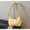 Bolso de mano de diseño de alta gama para mujer, nueva versión coreana, moderno para ir al trabajo, bolso versátil con un toque elegante y sofisticado, bolso de hombro