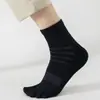 Calcetines de Cinco Dedos para Hombre, Calcetines Finos de Algodón para Verano, Calcetines de Cinco Dedos Antibacterianos, Calcetines de Malla Transpirable hasta la Pantorrilla con Dedos Separados, Calcetines de Dedos Divididos para Hombre al por Mayor