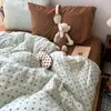 Juego de cama de cuatro piezas estilo Ins hecho de algodón puro, apto para madres y bebés, Clase A, para dormir sin ropa, incluye sábana bajera y funda de edredón, juego de tres piezas para estudiantes de dormitorio, estilo sábana bajera ajustable