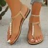Comércio Exterior Transfronteiriço Verão 2026 Novas Sandálias de Pérola Slip-On Bico Plano Prendedor de Dedo Abertas Estilo Fada Sandálias Femininas