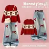 Conjunto de Suéter Rojo y Jeans para Niña Otoño Invierno Ropa Infantil Tejido de Punto de Dibujos Animados Pantalones de Pierna Ancha con Lazo Conjunto de Dos Piezas