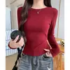Camiseta base branca de gola redonda, corte regular, para mulheres, nova coleção outono 2026, corte justo, que valoriza a silhueta e estilosa, de manga longa