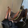 Bolsas para Mulheres 2025 Nova Coleção Outono e Inverno de Alta Qualidade Bolsa Transversal Formato Dumpling Bolsa de Ombro Grande Capacidade para o Dia a Dia Bolsa Estampada para Mulheres